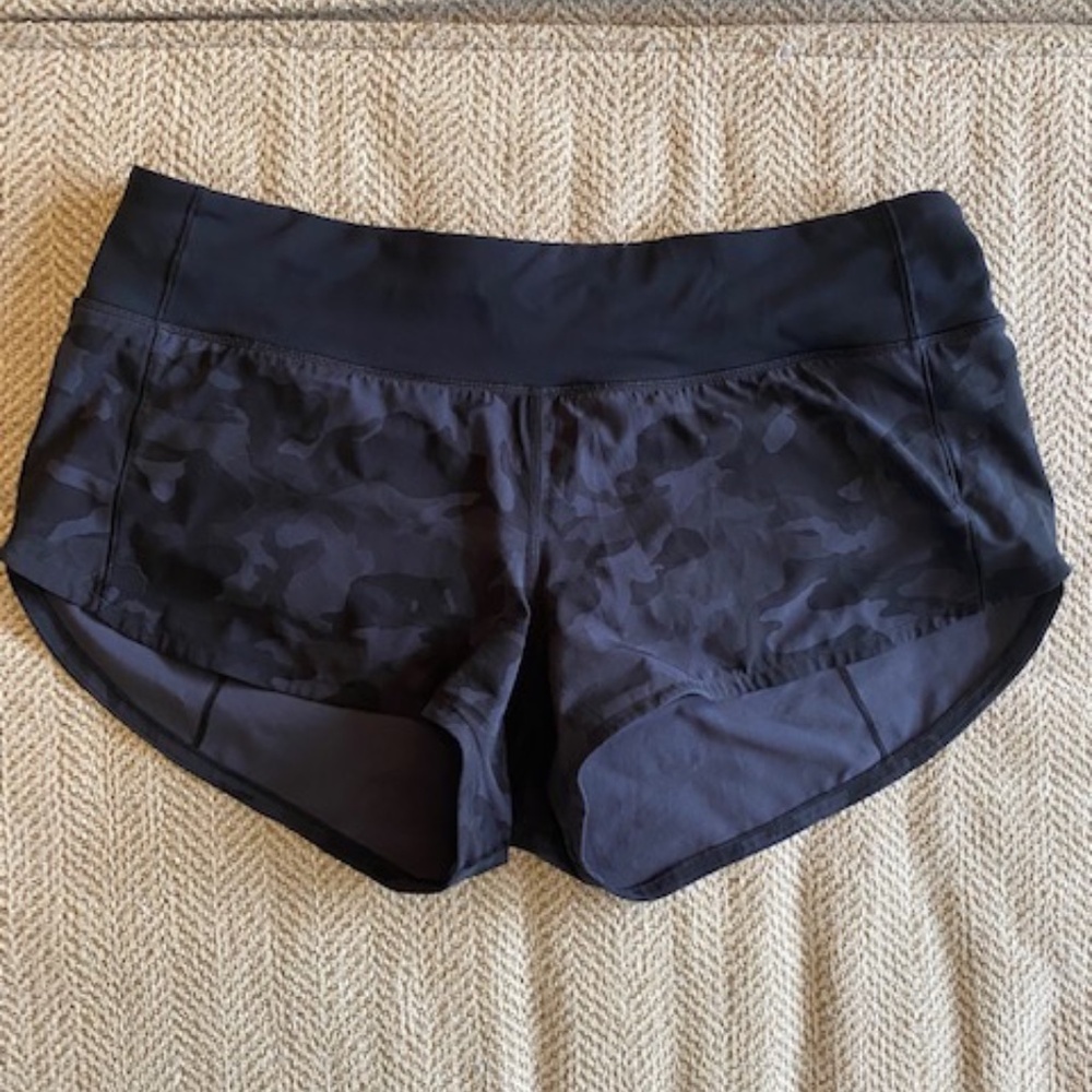 Lululemon SpeedUp Shorts 2.5"